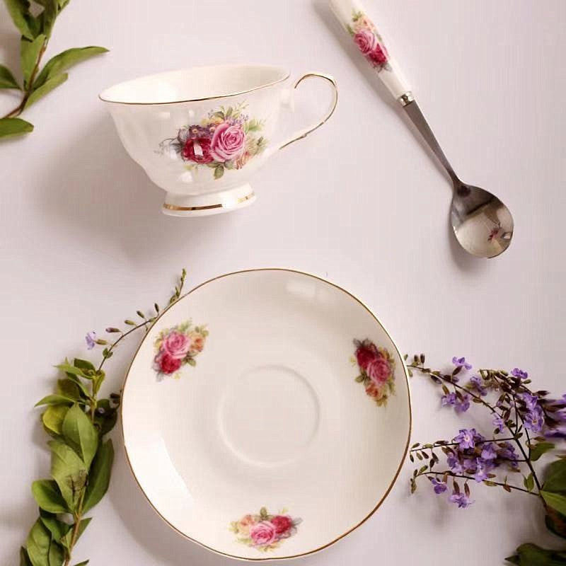 Europe 120Ml Noble Bone China Coffee Cup Saucer Spoon Set Luxury Mug Tea Top-Grade Porcelain Cafe